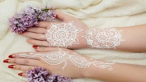 على الطريقة المغربية.. دور الحنة البيضاء في «تفتيح البشرة»