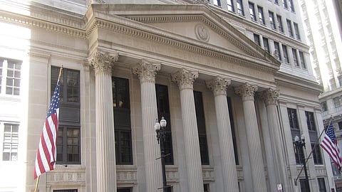 الخزانة الأمريكية تتجه إلى فرض عقوبات جديدة على مقربين من «حزب الله»