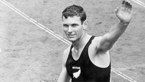 وفاة العدّاء بيتر سنيل الحاصل على ثلاث ميداليات ذهبية أولمبية