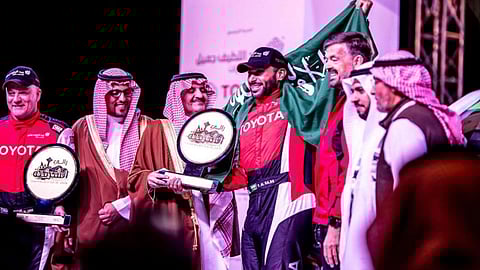 هيئة الرياضة تُفسد ختام «بطولة السعودية تويوتا».. تجاهلت «البطل» واحتفت بالوصيف !