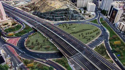 بالصور.. استكمال مشروعي الطريقين الدائريين الثاني والثالث بمكة