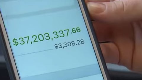 تحويل 37 مليون دولار إلى حساب سيدة أمريكية بالخطأ