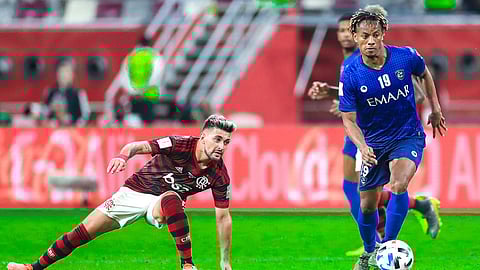 الصحف البرازيلية تشيد بالهلال رغم الهزيمة أمام فلامنجو