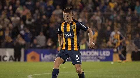 الاتحاد يقترب من تعزيز صفوفه بلاعب أرجنتيني