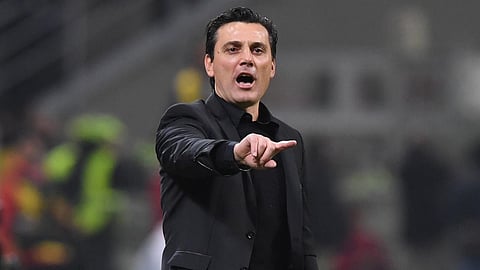فيورنتينا الإيطالي يقيل المدير الفني للفريق