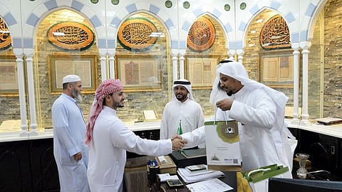 شؤون المسجد النبوي تستقبل مجموعة من الأيتام من الإمارات