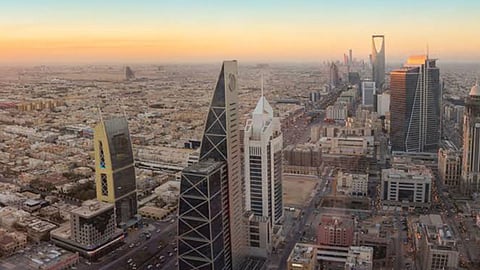 توقعات بنمو القطاع غير النفطي بالسعودية بنسبة 2.8% في 2020
