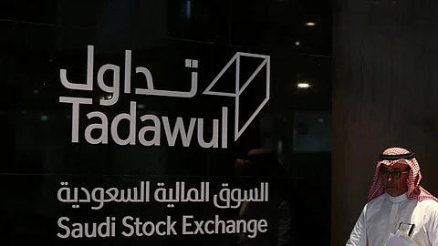 مؤشر سوق الأسهم في المنطقة الخضراء مضيفًا نحو 10 نقاط