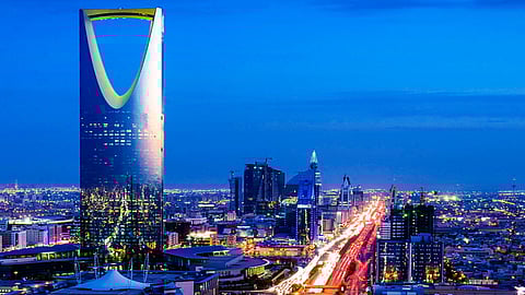 ضبط 51 مخالفًا للائحة الذوق العام بالرياض بينهم 29 امرأة