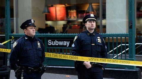 عملية طعن جماعي قرب معبد يهودي في نيويورك