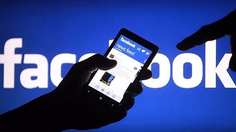 «فيسبوك» تفرض قواعد جديدة لاستخدام تطبيق ماسنجر