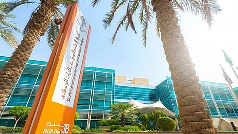 هيئة السياحة: القطع الأثرية المكتشفة بجوار مقبرة المعلاة تعود إلى العصر الإسلامي