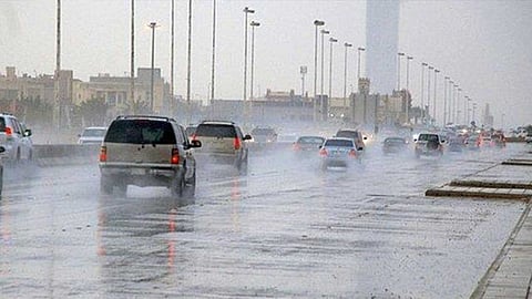 الدفاع المدني تحذِّر من السيول وتجمعات مياه الأمطار