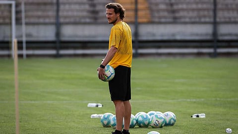 فورلان يبدأ مسيرته التدريبية مع بينيارول الأوروجوائي