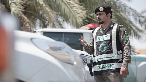 «المرور»: 6 أشياء يجب على قائد المركبة التأكد منها قبل السفر