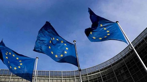 الاتحاد الأوروبي يطالب بتحقيق مستقل في تحطم الطائرة الأوكرانية