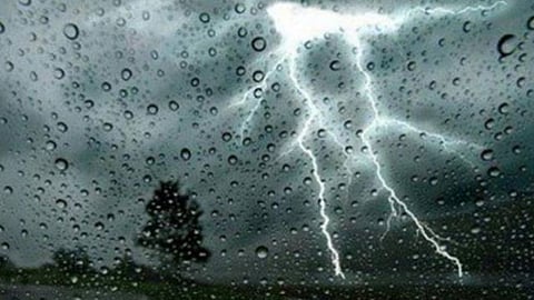 «مطارات دبي»: اضطراب حركة الرحلات بسبب الأمطار الشديدة