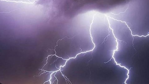 راصد جوي: منخفض متوسطي وأمطار رعدية على مناطق بالمملكة.. نهاية الأسبوع