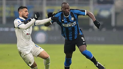 إنتر ميلان ينفرد بصدارة الدوري الإيطالي