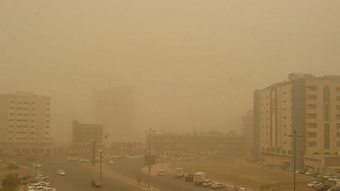 الأرصاد: رياح مثيرة للأتربة اليوم في 6 مناطق