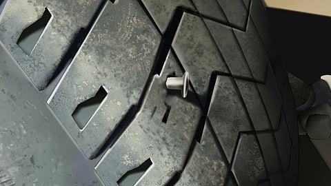 موظفة تصمِّم صورة بالفوتوشوب لتبرير غيابها.. وآيفون المدير يكشف الكذبة