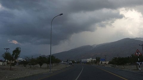 الحصيني يتوقع انخفاض الحرارة على معظم المناطق بدءًا من الغد