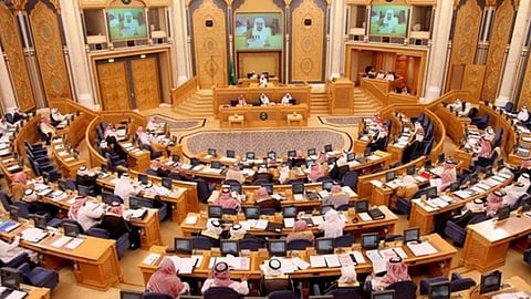 «الشورى» يطالب الخدمة المدنية بمعالجة الاختلالات الناجمة عن تعدّد سلالم الرواتب الوظيفية