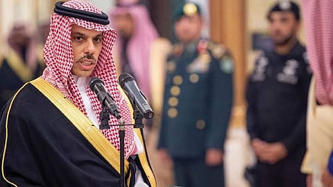 اليوم.. وزير الخارجية يستعرض دعم المملكة لقضايا المنطقة أمام البرلمان العربي