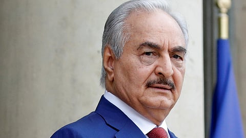 المشير حفتر يطير إلى أثينا لإجراء محادثات قبل مؤتمر برلين