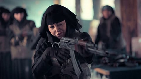 ميسون الرويلي تروي واقعة مداهمتها بالسلاح بسبب «شيهانة»