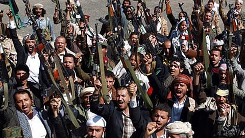 الميليشيا الحوثية تتوسع في الجباية وتفرض ضرائب على المحامين والأمناء