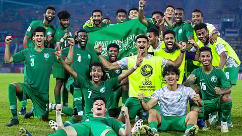 فيديو.. أفراح عارمة للأخضر الأولمبي بالتأهل لنصف نهائي آسيا 2020