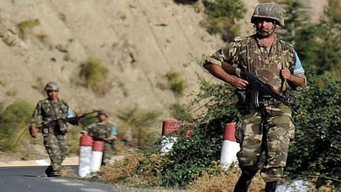 إيقاف 173 شخصًا بين مهربين ومهاجرين والقبض على إرهابيين بالجزائر