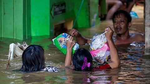 ارتفاع حصيلة الفيضانات في إندونيسيا إلى 9 قتلى