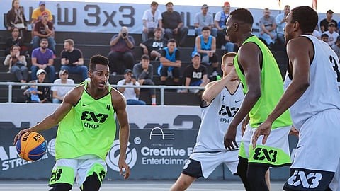 السعودية تستضيف الجولة العالمية لكرة السلة