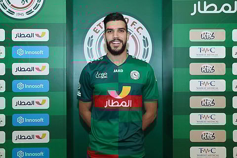 رسميًّا.. الاتفاق يضم أزارو مقابل 200 ألف دولار