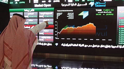 بالأسماء.. أسهم الشركات الصاعدة والهابطة في «تداولات الاثنين»