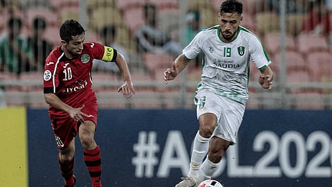 بلايلي يقود الأهلي بشق الأنفس إلى «مجموعات» دوري الأبطال