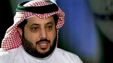 تركي آل الشيخ يطمئن متابعيه على صحته ويكشف موعد عودته للرياض