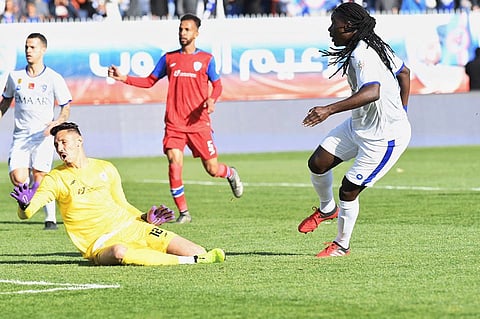 الهلال يعود إلى صدارة الدوري بعد الفوز على أبها بثنائية