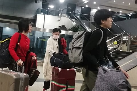 باكستان توقف الرحلات الجوية إلى الصين بسبب تفشي كورونا