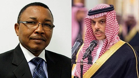وزير الخارجية يبحث مع نظيره السوداني العلاقات بين البلدين