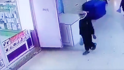 مصادر «عاجل»: متحرش وادي الدواسر مواطن عشريني.. والأمن يقبض عليه