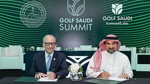 إنشاء ملعب جولف عالمي في وسط الدرعية