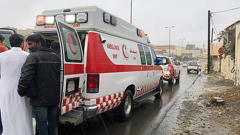 «الهلال الأحمر» بالباحة يرفع جاهزيته استعدادًا للتقلبات الجوية