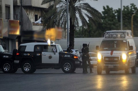 بالفيديو.. شرطة الرياض تطيح بشاب اقتحم مدرسة بمركبته ومارس التفحيط داخلها