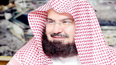 أمر ملكي بتمديد خدمة السديس رئيسًا عامًا لشؤون الحرمين لأربعة أعوام