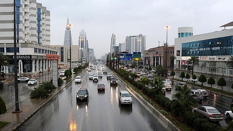 الصخري: تدني الحرارة بالرياض إلى ما دون الصفر.. الأربعاء