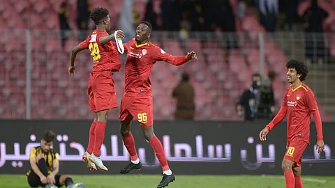 الاتحاد ضد ضمك.. الحزن يخيم على جماهير العميد