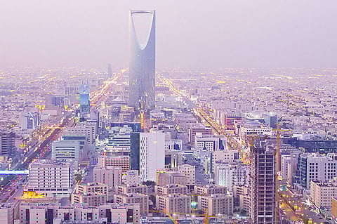 «الحصيني» يوضح المناطق المتأثرة بالكتلة القطبية وطقس مناطق عدة